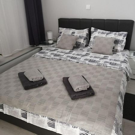 Gray Luxe Apartment Belgrade Luaran gambar