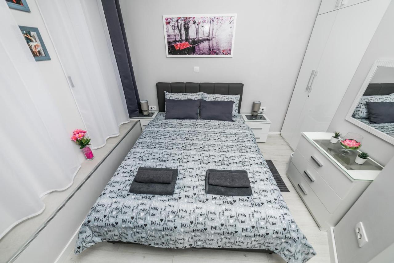 Gray Luxe Apartment Belgrade Luaran gambar