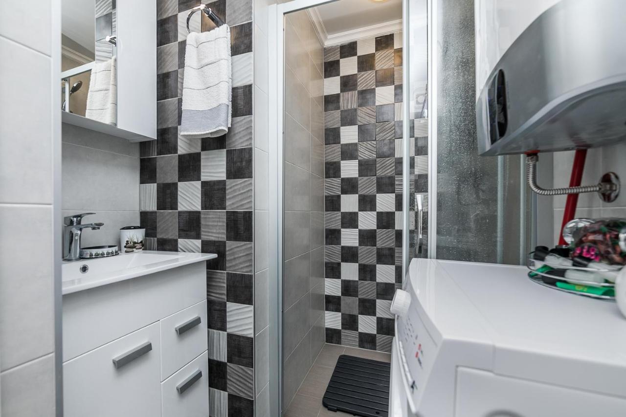 Gray Luxe Apartment Belgrade Luaran gambar