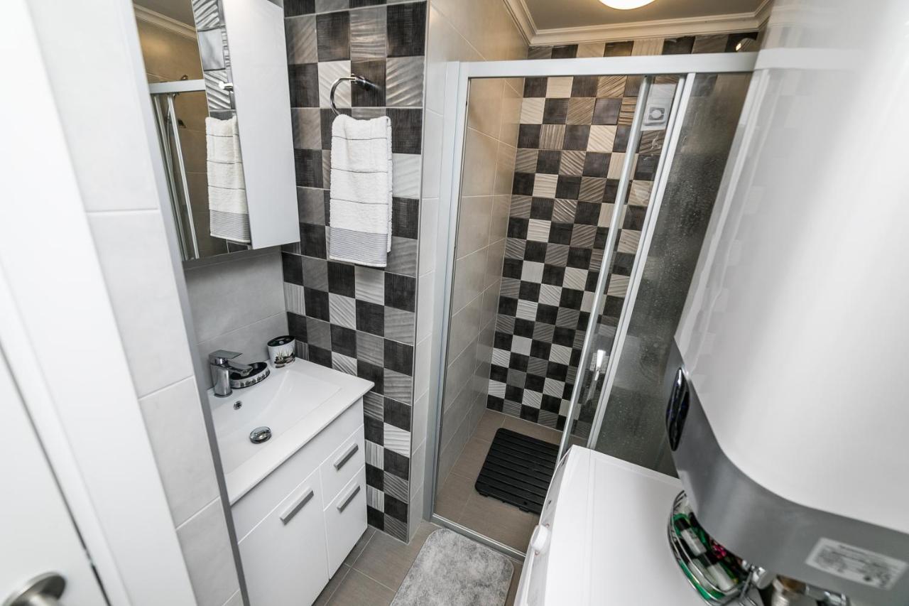 Gray Luxe Apartment Belgrade Luaran gambar